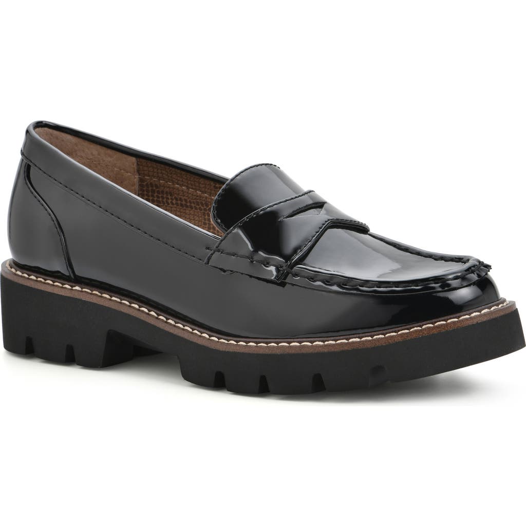 White Mountain Footwear Gunner Lug Sole Platform Loafer In Black/patent
