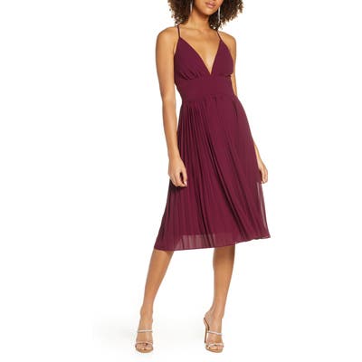 Lulus Love Me To The Moon Pleated Cocktail Dress, Burgundy