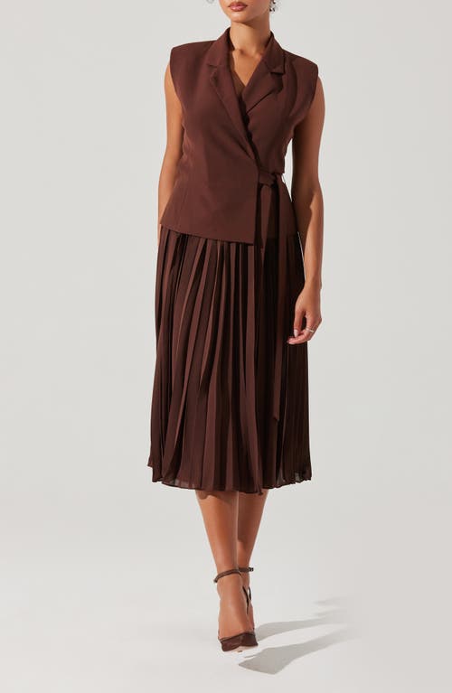 Astr The Label Sleeveless Accordion Pleat Midi Dress In Brown