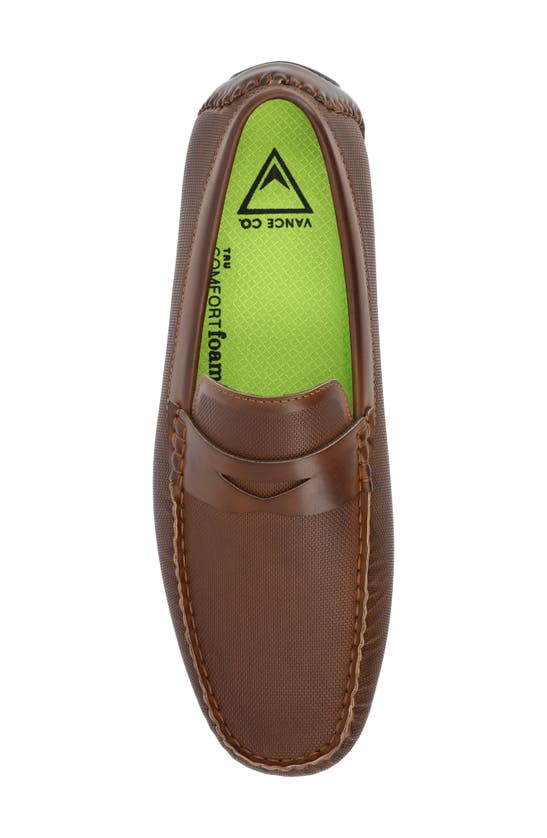Vance Co. Isaiah Driving Loafer In Brown