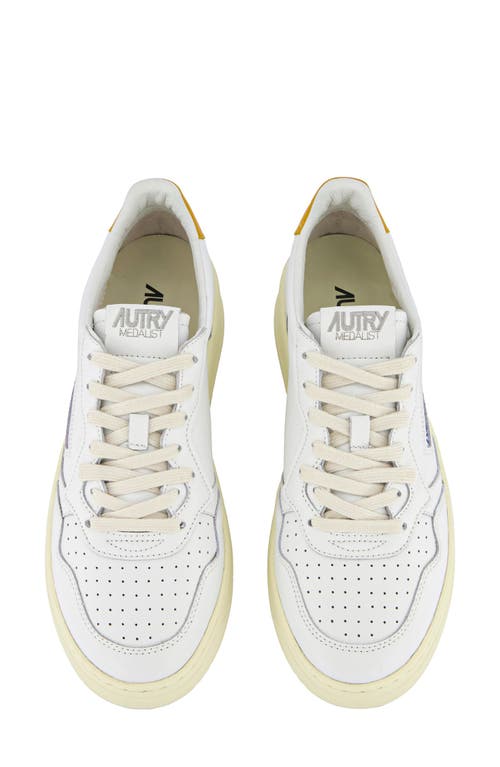 Autry Sneakers In Leat/leat Wht/hny Ylw