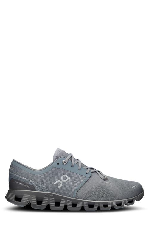 On Cloud X 3 Training Shoe In Mist/rock