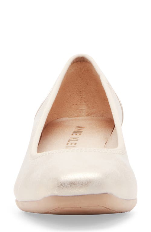Anne Klein Wisher Pump In Light Gold