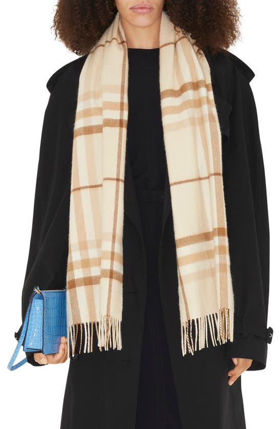 Burberry Giant Check Cashmere Scarf In Soft Fawn Modesens 