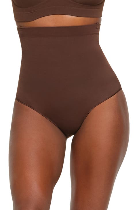 Spanx Medium Control Everyday Seamless Shaping High-Waisted Knickers, Soft  Nude