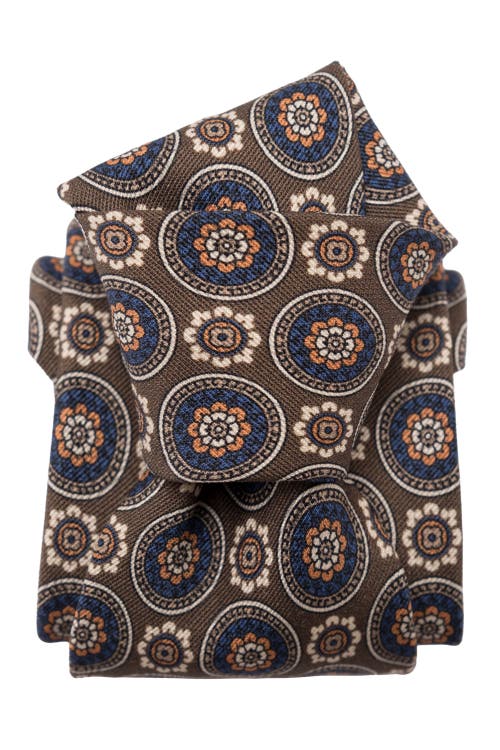 Elizabetta La Vigna In Brown