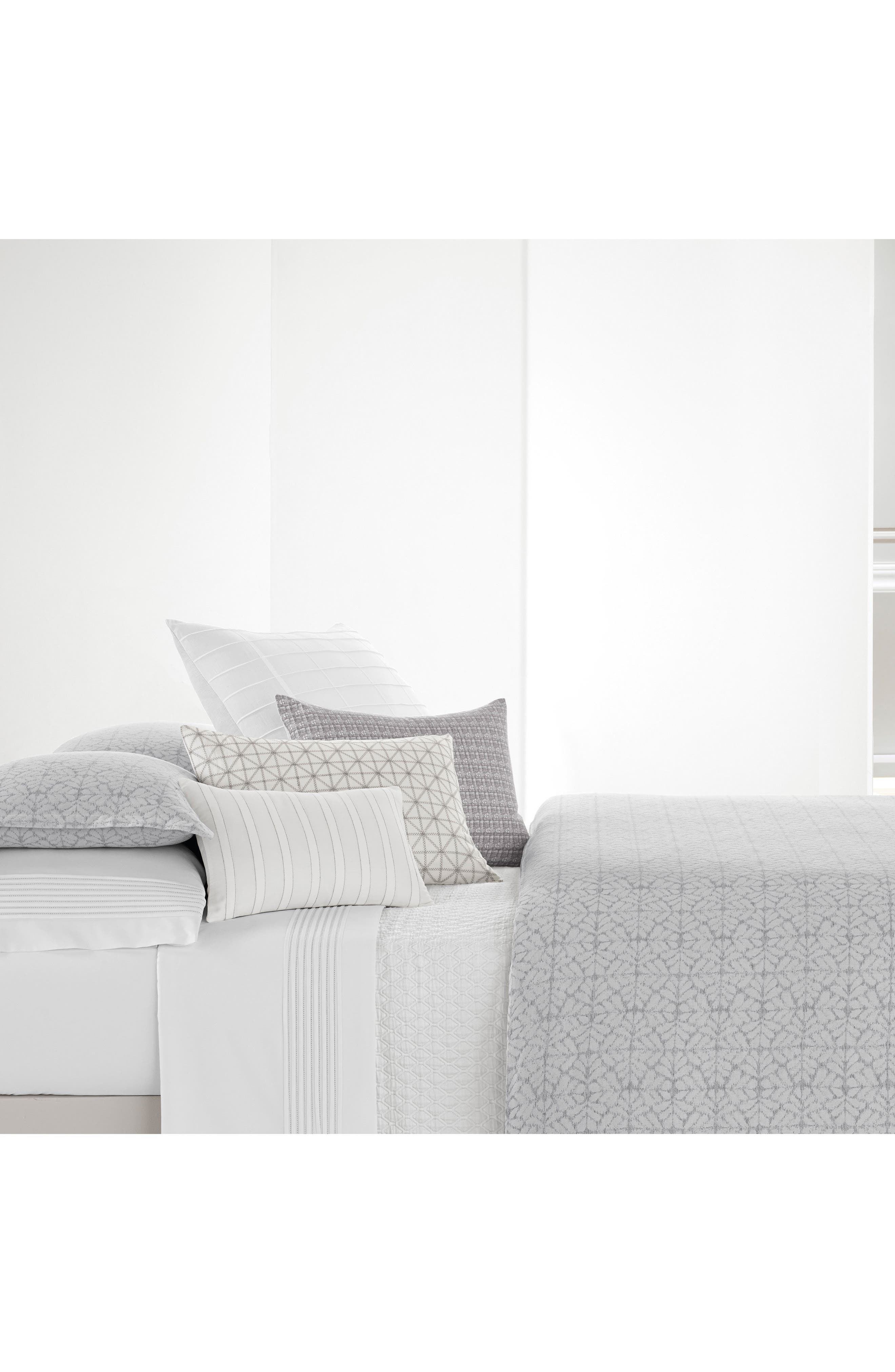 Vera Wang Mirrored Square 400 Thread Count Pillowcases Nordstrom