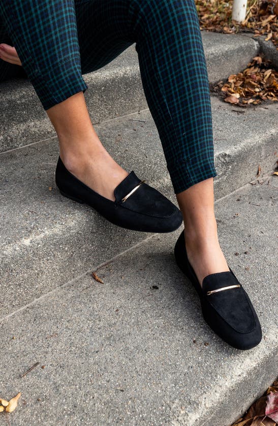 Shop Journee Collection Wrenn Loafer In Fuchsia