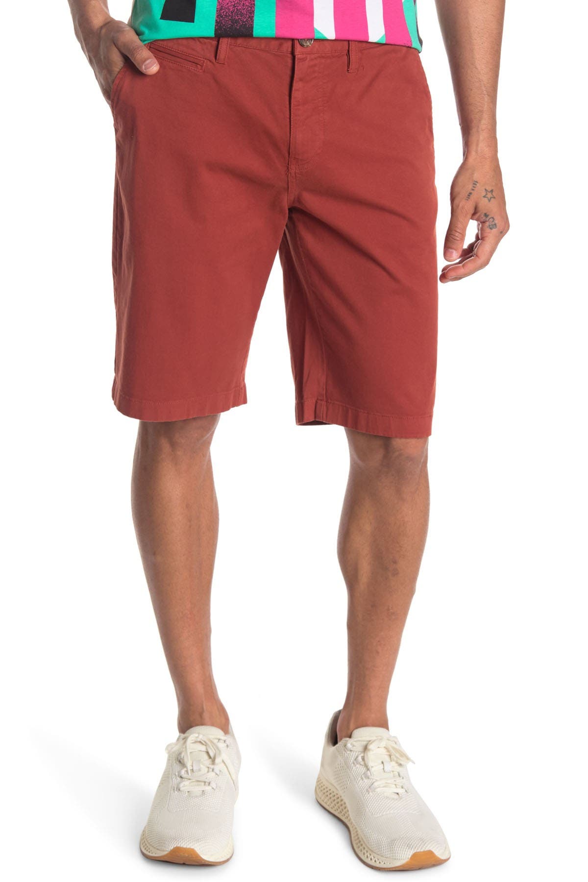 14th & Union Garment Dye Stretch Shorts In Medium Brown1
