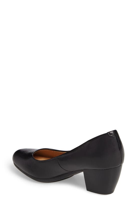 Shop Comfortiva Amora Pump In Black Leather