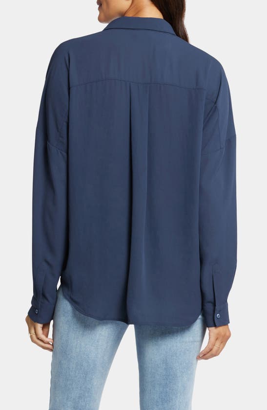 Nydj Becky Recycled Polyester Georgette Popover Blouse In Oxford Navy