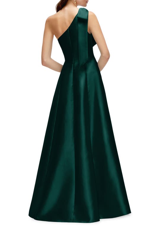 Alfred Sung Bow One-shoulder Full A-line Satin Maxi Dress In Evergreen
