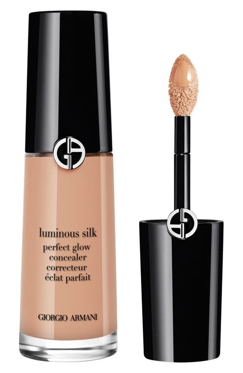 ARMANI beauty Luminous Silk Hydrating & Brightening Concealer in 4.75 Light/pink at Nordstrom