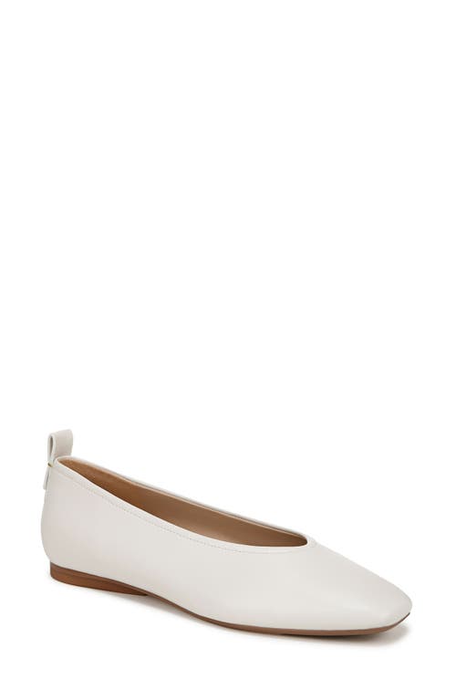 27 Edit Naturalizer Carla Flat In Warm White Leather