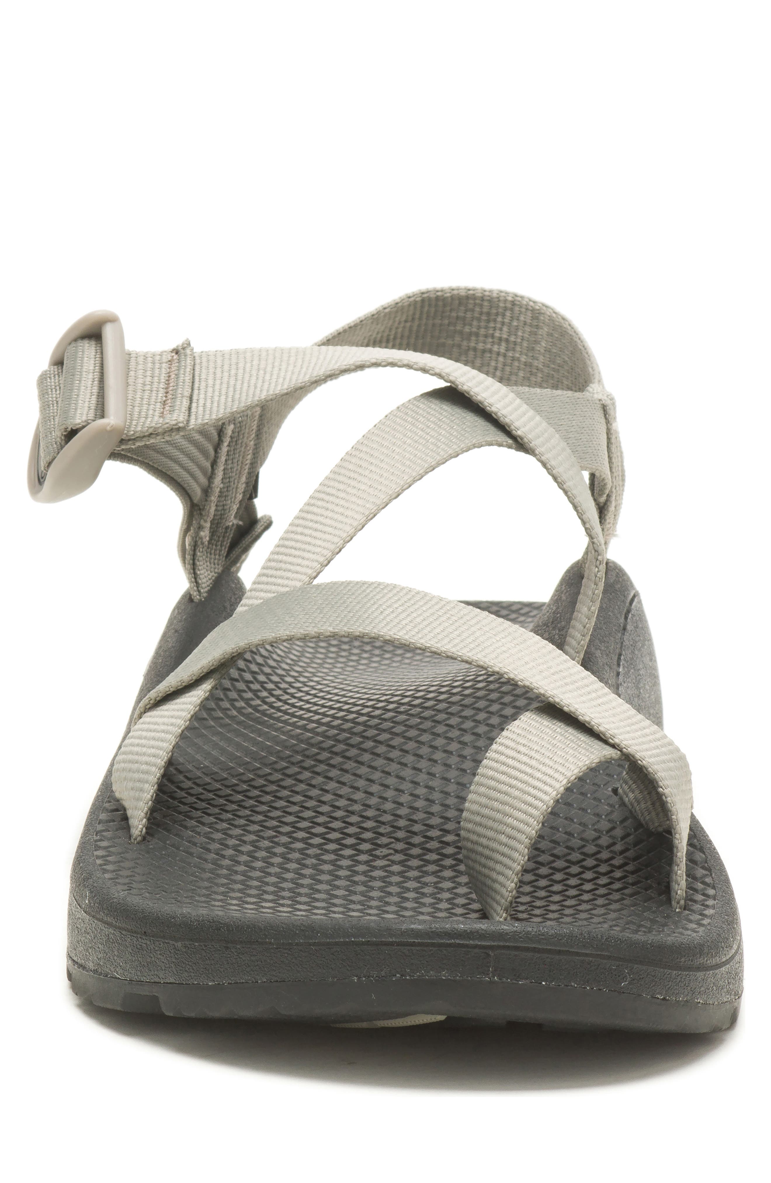 chaco solid moon rock