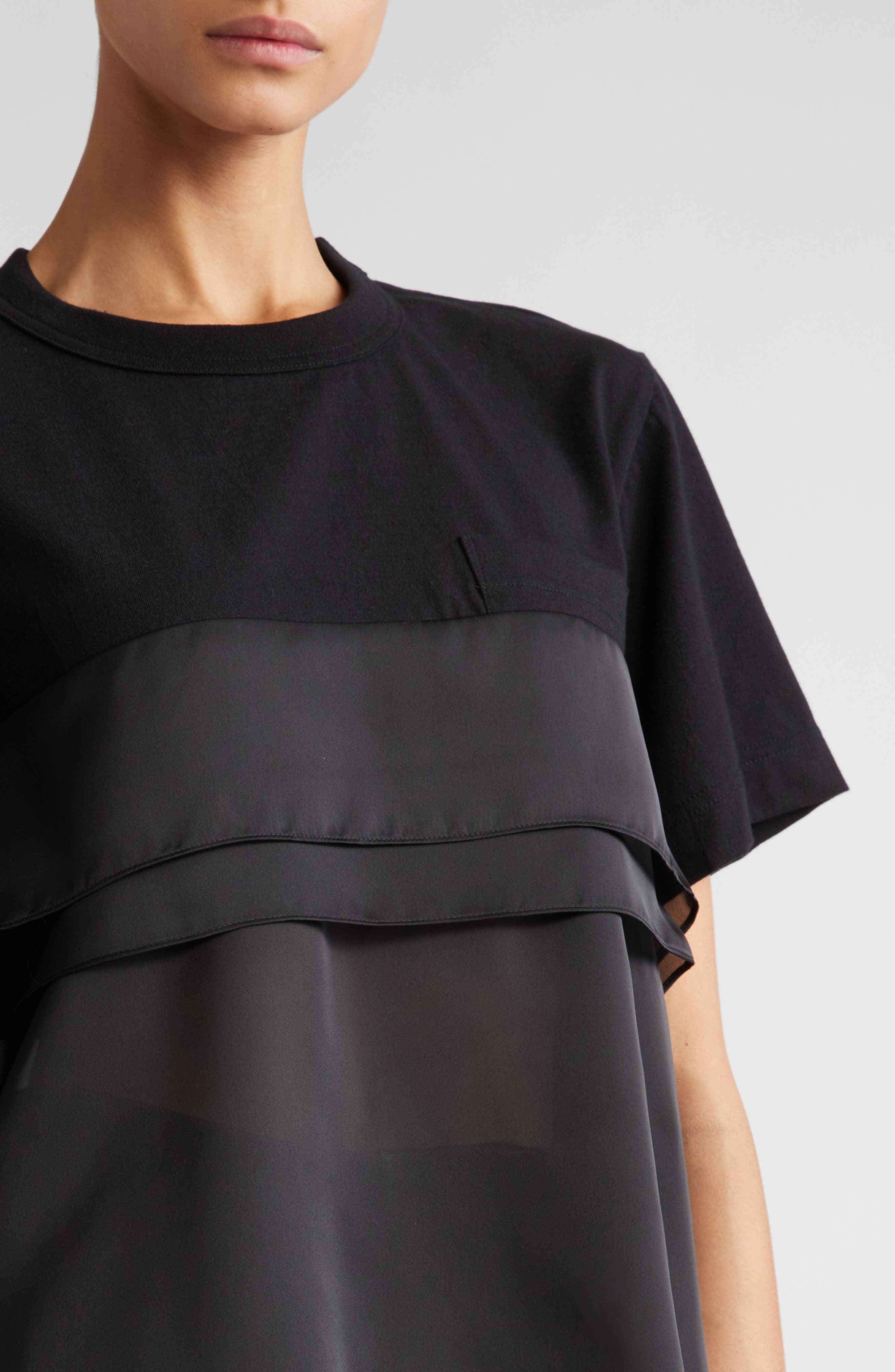 sacai round-neck asymmetric blouse - Black
