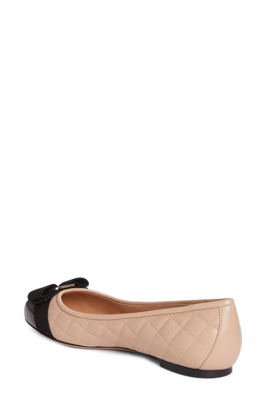 Ferragamo Varina Bow-embellished Quilted Smooth And Patent-leather Ballet Flats In New Bisque Black Patent