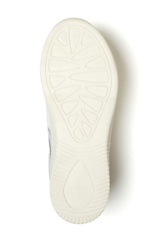 Dearfoams Livie Cross Strap Knit Slip-on Sneaker In Light Grey