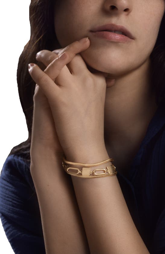 Saachi Chain Link Hammered Bracelet In Gold