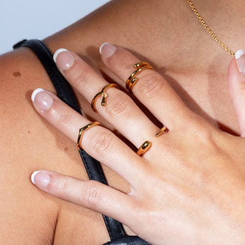Lucy Quartermaine Single Drop Ring In Gold