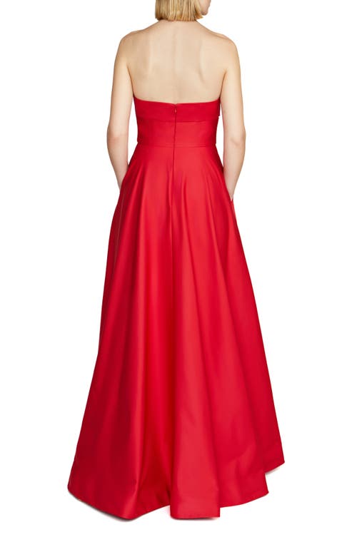 ml Monique Lhuillier Sabine Strapless Gown In Ruby