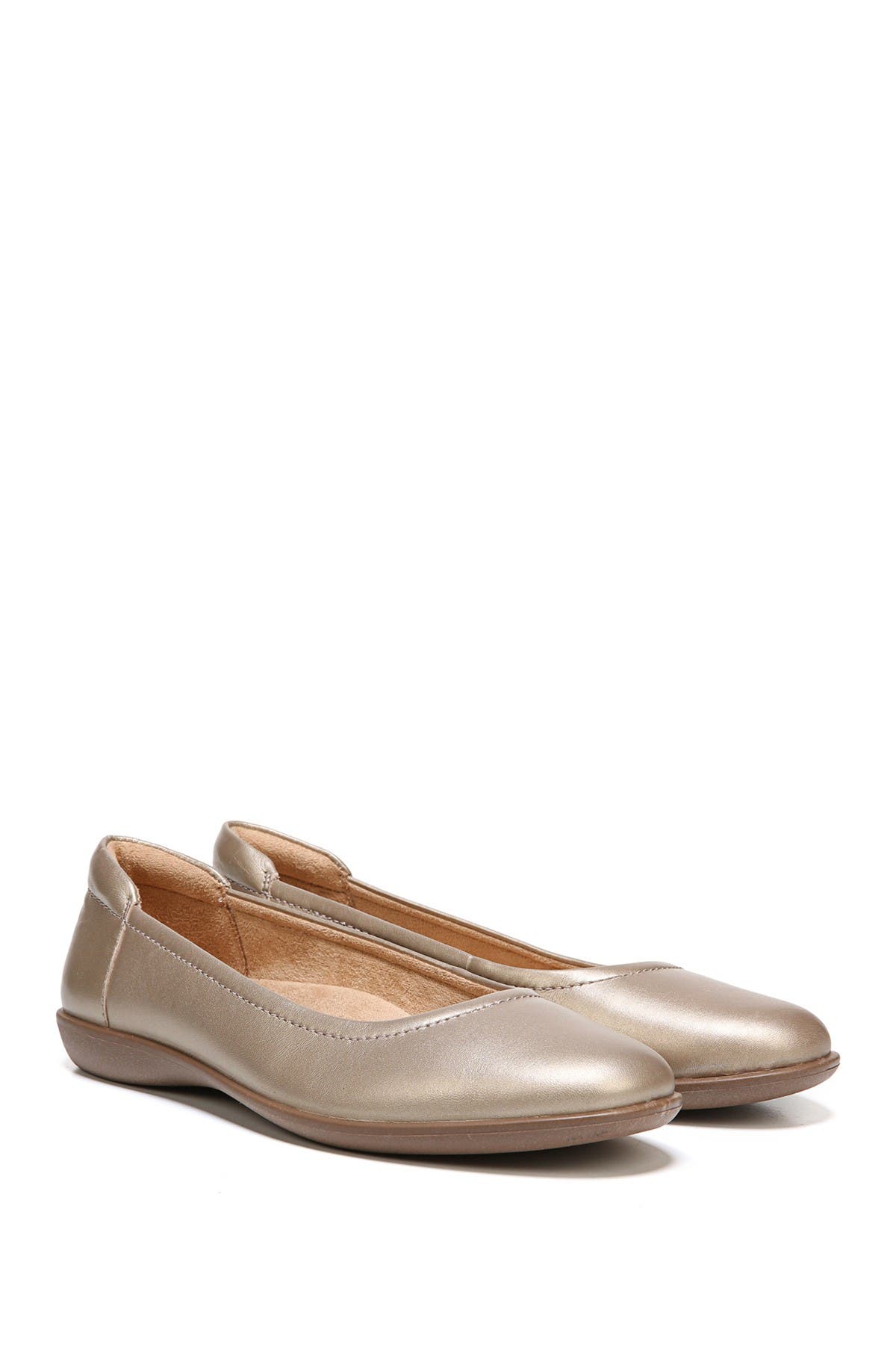 champagne colored shoes wide width