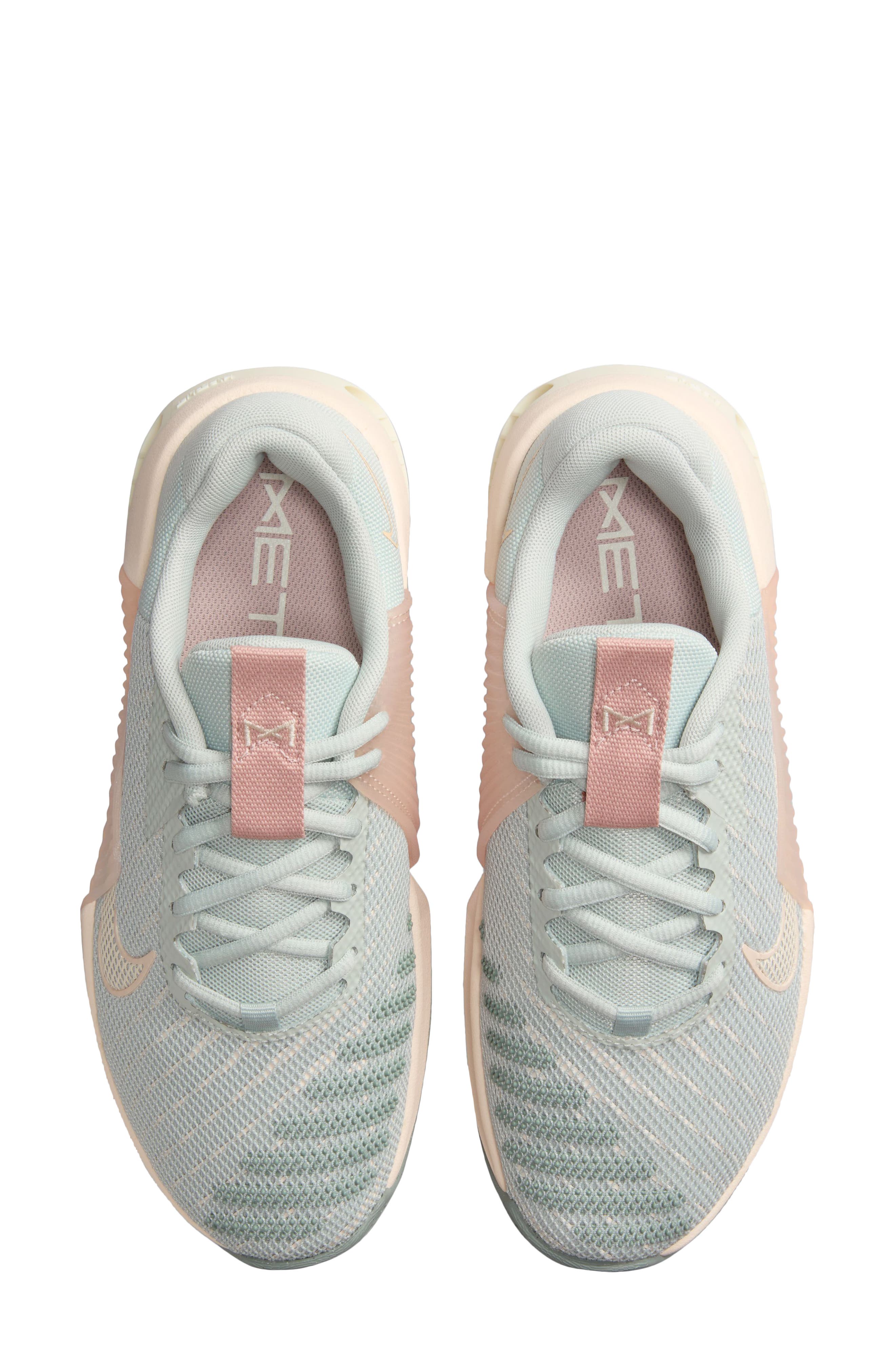 nike women's metcon metallic