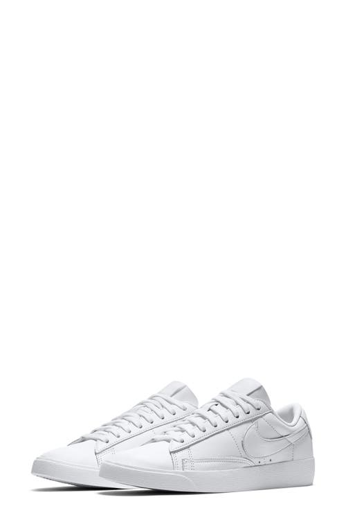Nike Blazer Low SE Sneaker in White/White/White