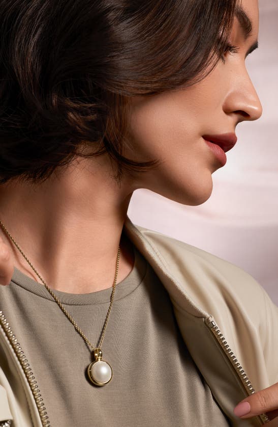 Shop Cast The Epic Pearl Pendant Necklace In Gold