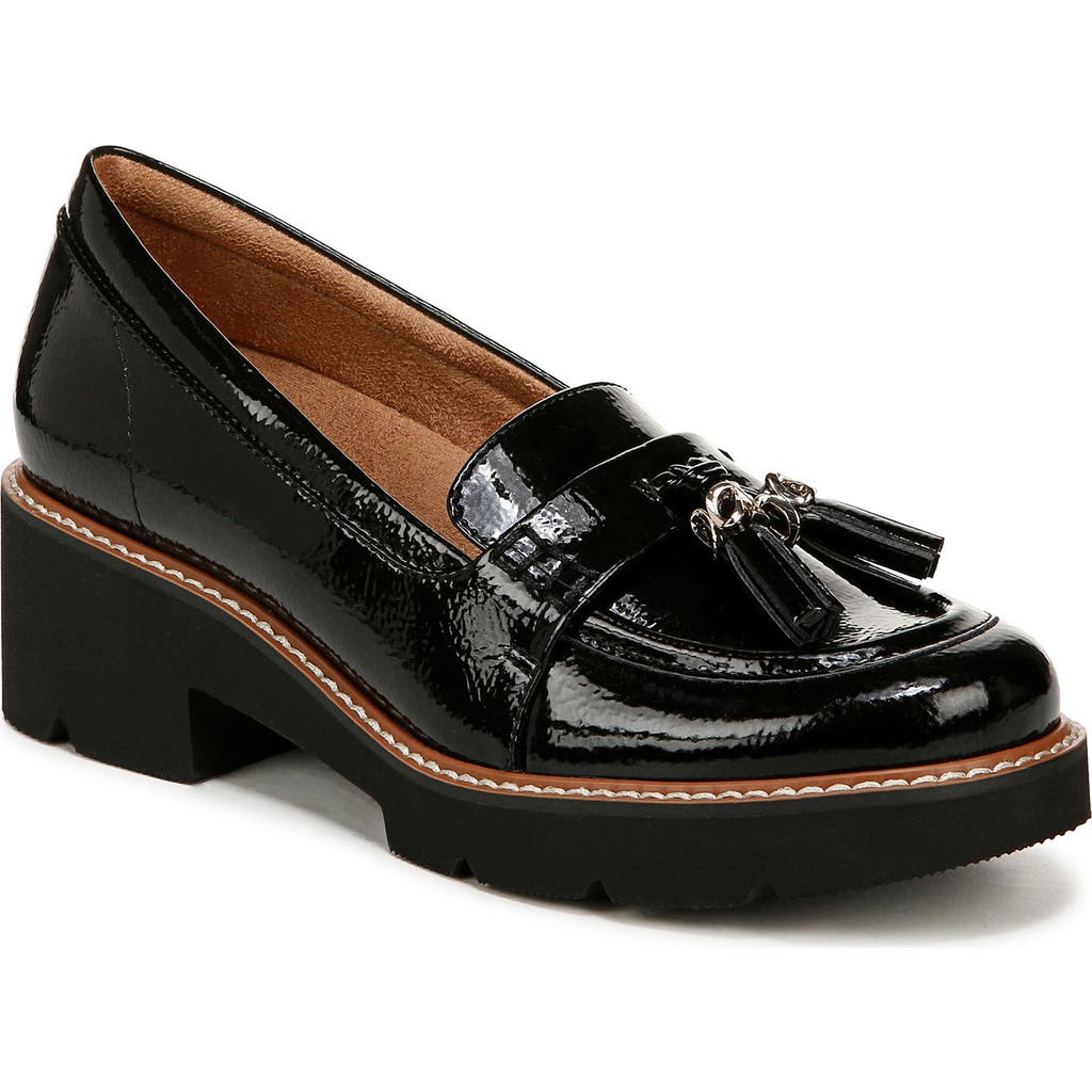 Naturalizer Committed Lug Sole Loafers In Black