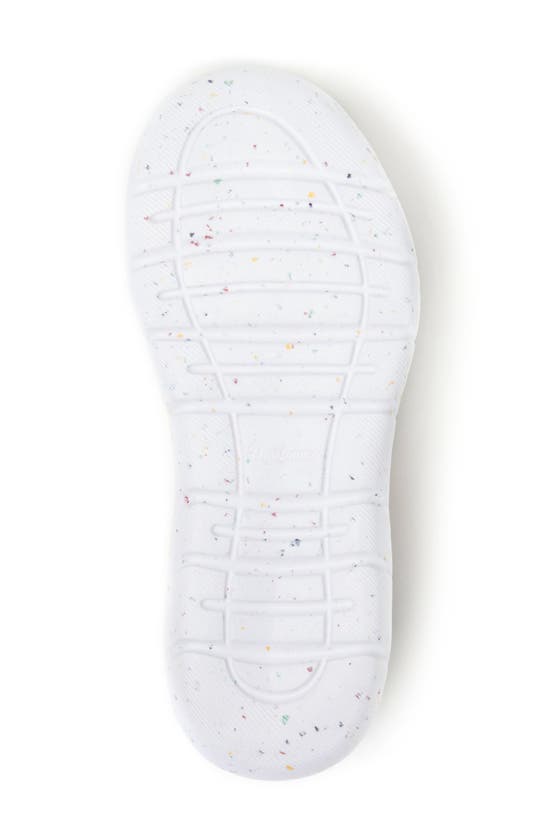 Dearfoams Women's Crimson Regrind Lightweight Slip-on With Energy Return Technology In Bone