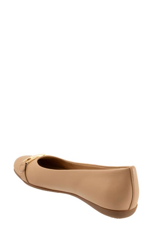 Trotters Sadie Flat In Beige