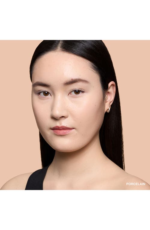 Bobbi Brown Weightless Skin Oil-controlling Foundation Spf 15 With Hyaluronic Acid Porcelain 1 oz / 30 ml In Porcelain