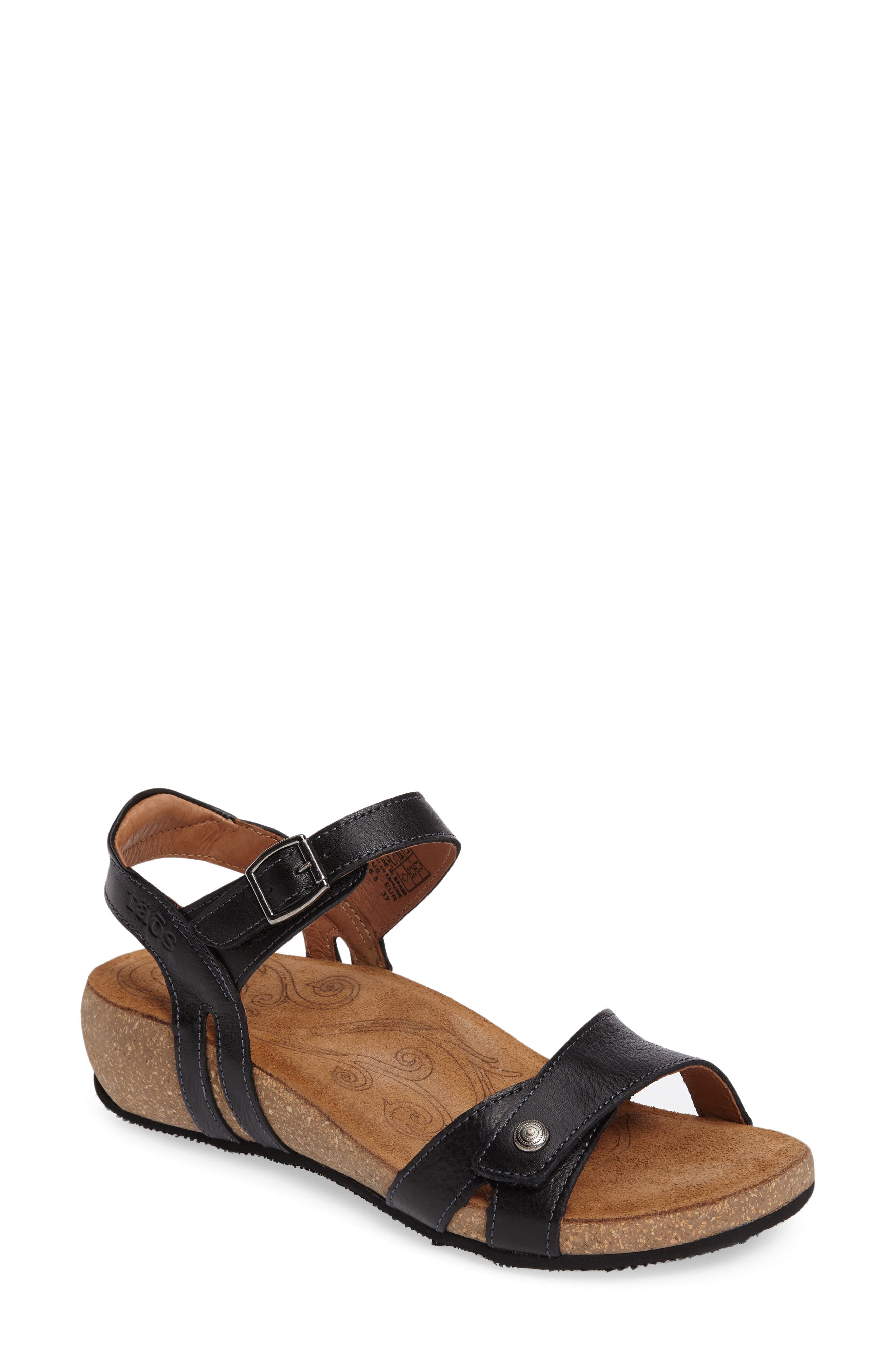 taos sadie sandal