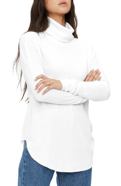 Michael Stars Marcy Turtleneck Shirttail Top In Wht