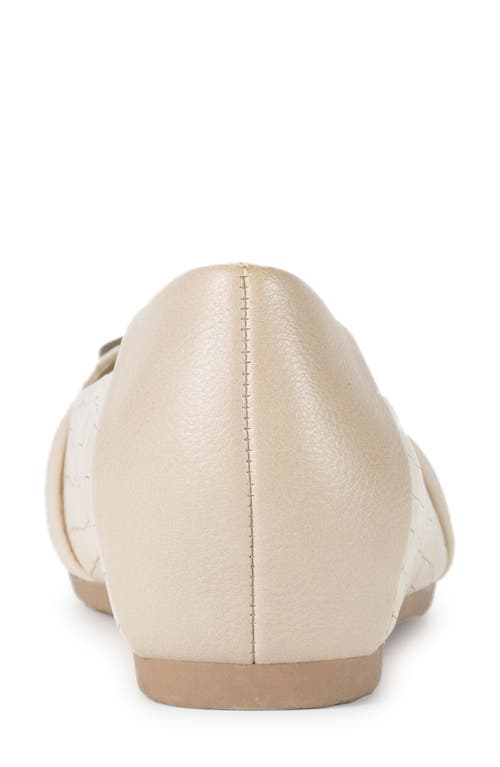 Baretraps Women's Mabely Flats In Milkyway