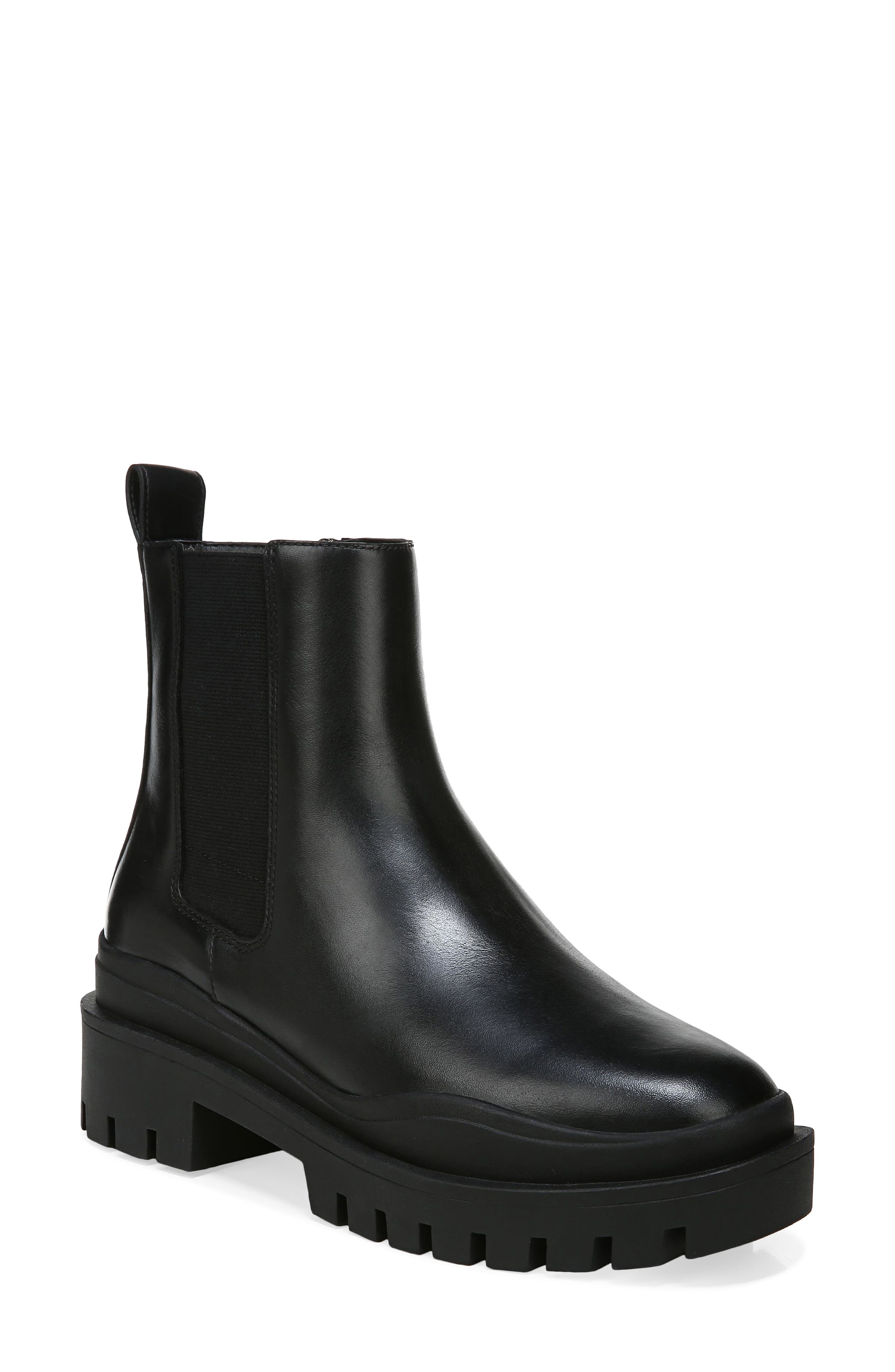 black vionic boots