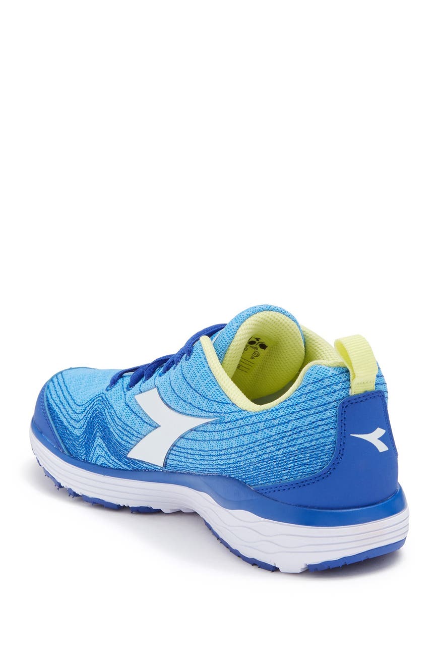 diadora flamingo 3