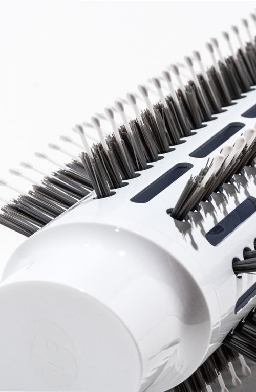 T3 Airebrush Round One-step Volumizing Hair Dryer Brush In White