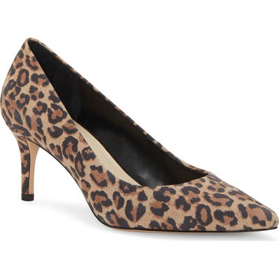 Enzo Angiolini Ranci Pump, Beige