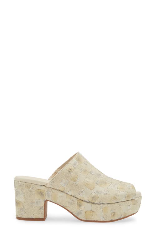 Chocolat Blu Gordie Platform Slide Sandal In Cream Wash
