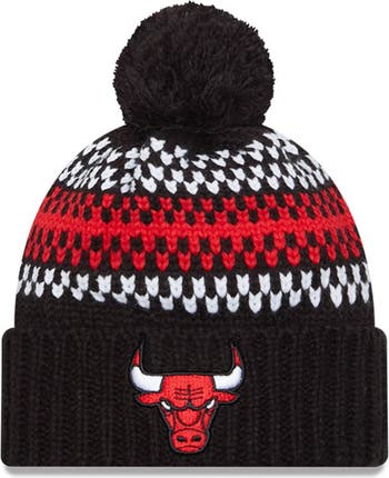 New Era Women's New Era Black Chicago Bulls Lift Pass Cozy Cuffed Knit Hat  with Pom