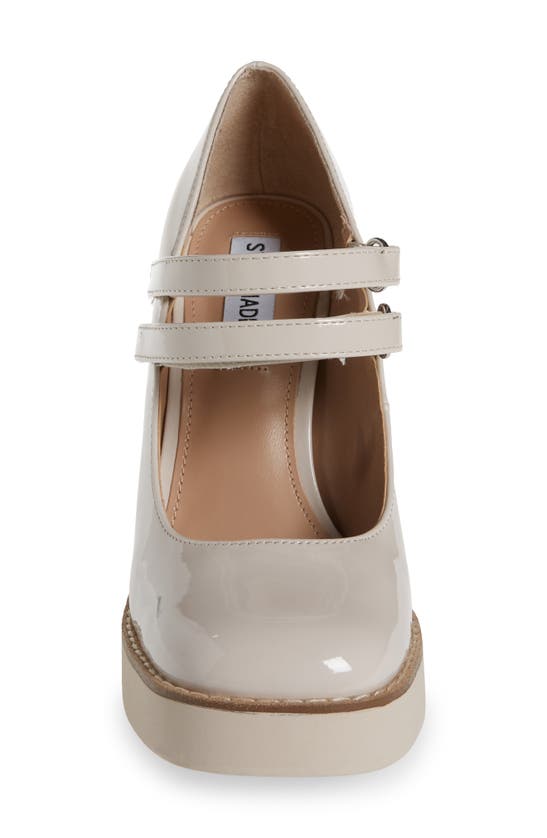 STEVE MADDEN TWICE MARY JANE PLATFORM PUMP