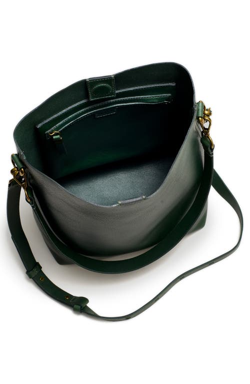 Madewell The Transport Leather Bucket Bag In Forest