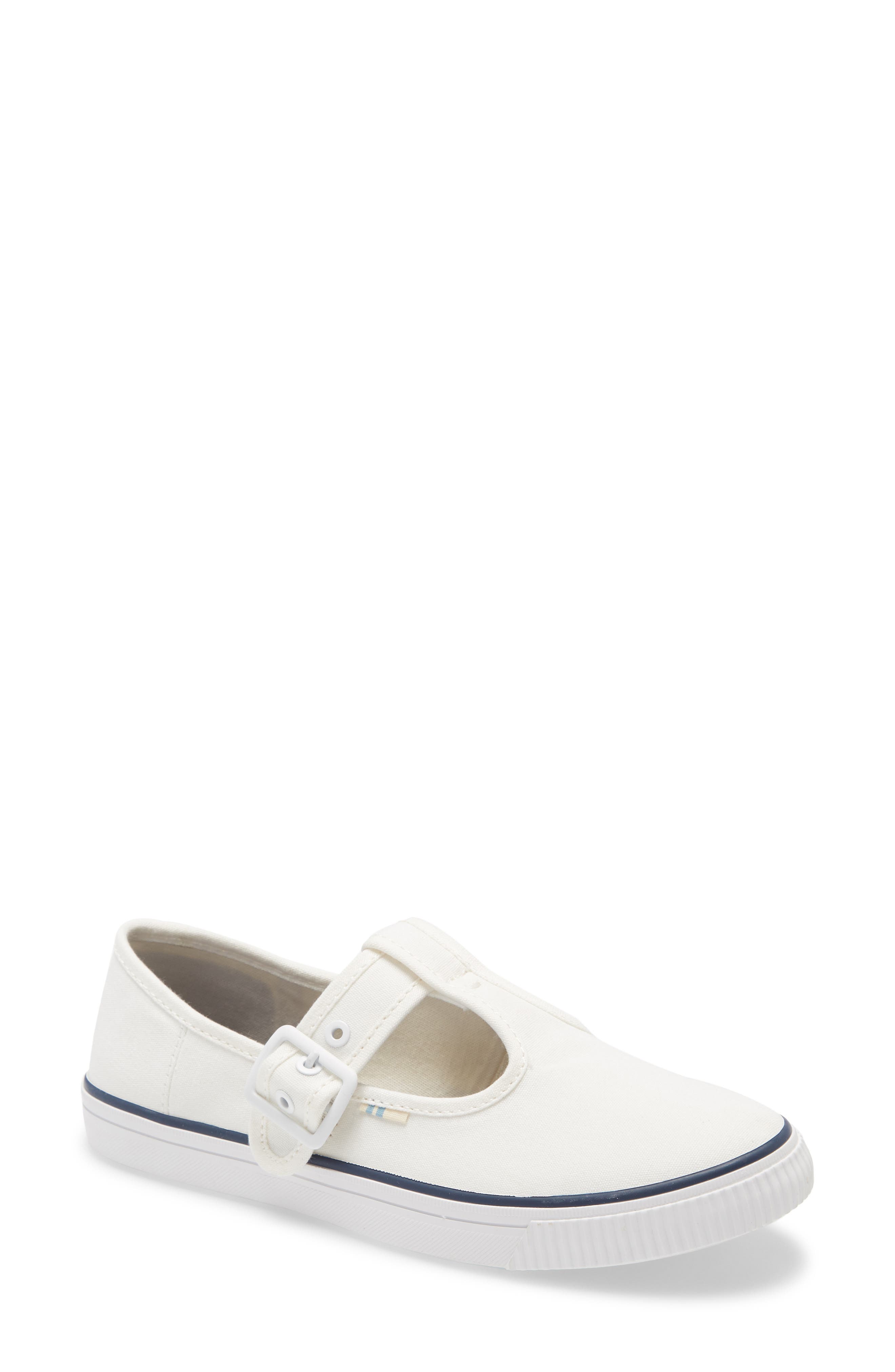 toms white sneakers