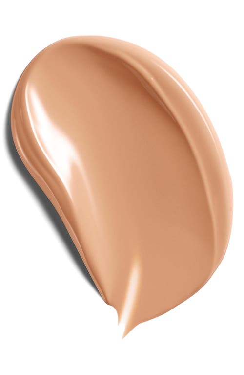 Shop Clé De Peau Beauté The Foundation Spf 22 In Medium Ocher