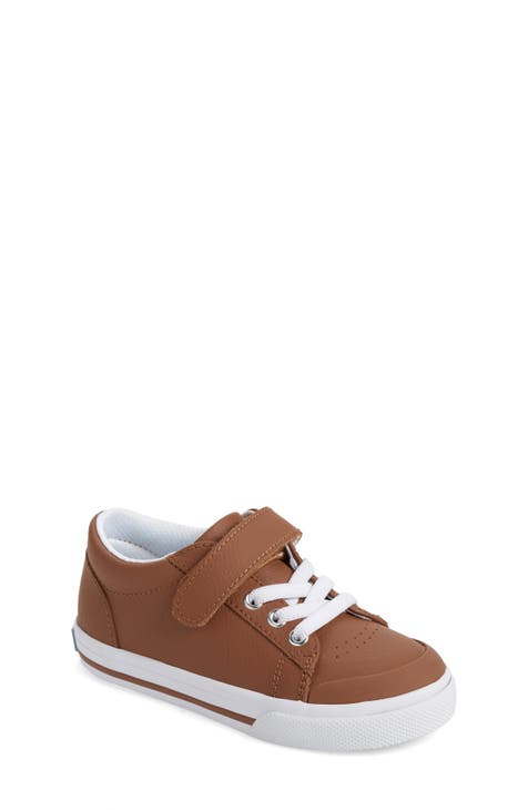 Boys on sale tan sneakers