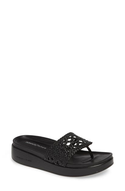 Donald Pliner Fifi Slide Sandal In Water Leather