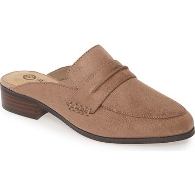 Bella Vita Binx Ii Loafer Mule- Beige