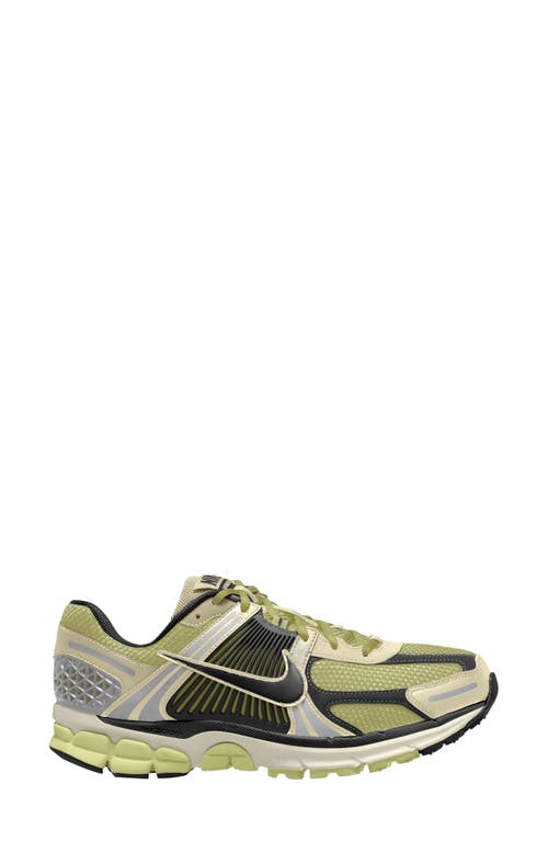 NIKE NIKE ZOOM VOMERO 5 SNEAKER